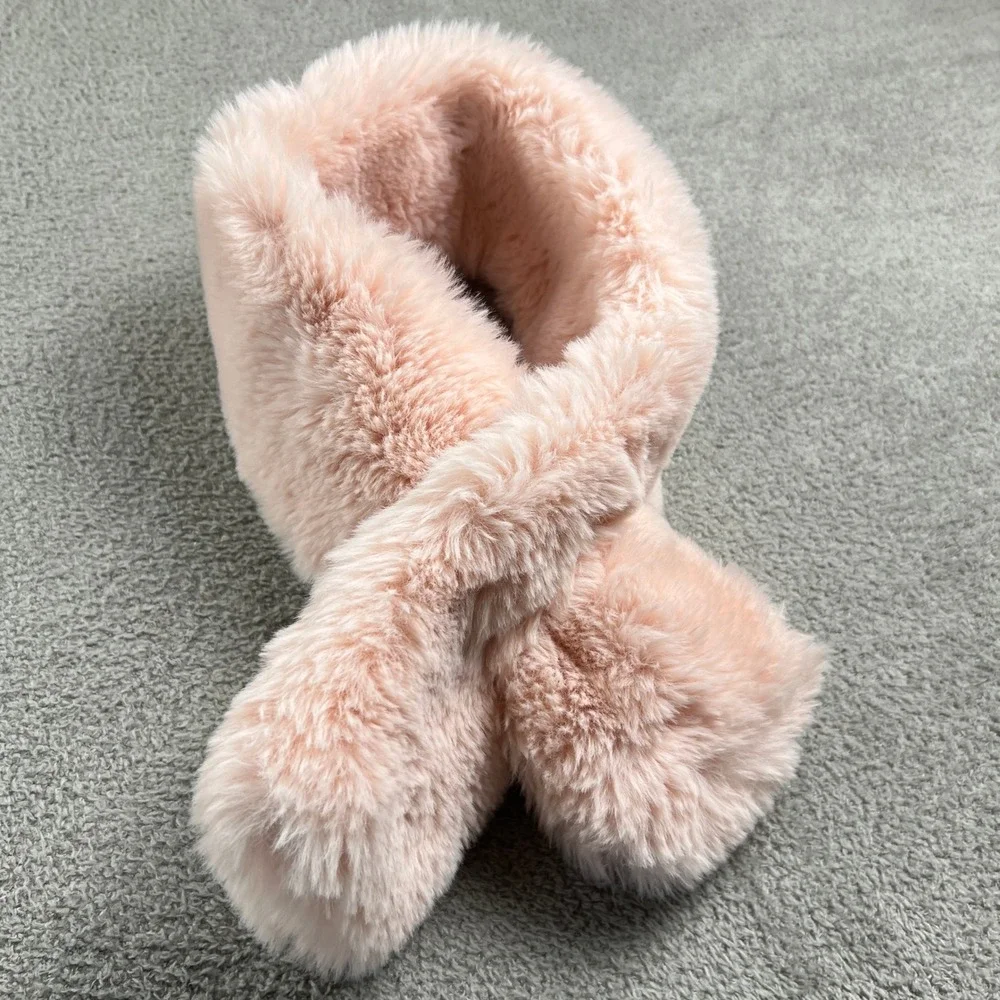 Cashmere Pink 100%‎ Virgin Wool Plush Faux Fur Scarf 34x5 Sky Elegant Luxury